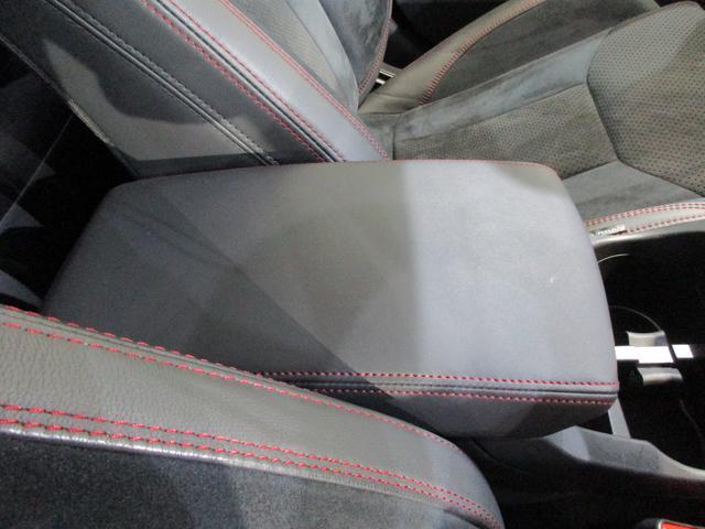 �Ђ��|���Ƃ��Ďg�p�ł���Z���^�[�R���\�[���{�b�N�X�I