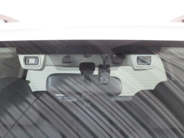 �y�A�C�T�C�g���ځz�A�C�T�C�g�́A�댯�̑����ꏊ�ł��Ԃ���Ȃ����T�|�[�g�I���̃[����ڎw���Đi�������A�C�T�C�g���h���C�u�̈��S�Ɩ�����������ɐ[�߂܂��B