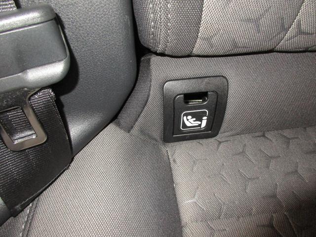 ��Ȃ̊O���Ȃɑ������ꂽ�A��p�̃��A�A���J���b�W�ƃg�b�v�e�U�[�A���J���b�W�ŌŒ肷��h�r�n�e�h�w�`���C���h�V�[�g���g�p���邱�Ƃ��ł��܂��B