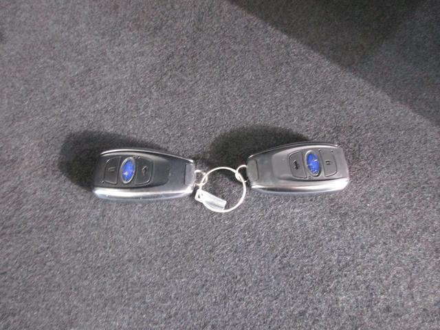 �A�N�Z�X�L�[�ŃJ�o����|�P�b�g�̒��̌���T���킸��킵������J������܂��I�����̃G���W���X�^�[�^�[���t���Ă��܂��B