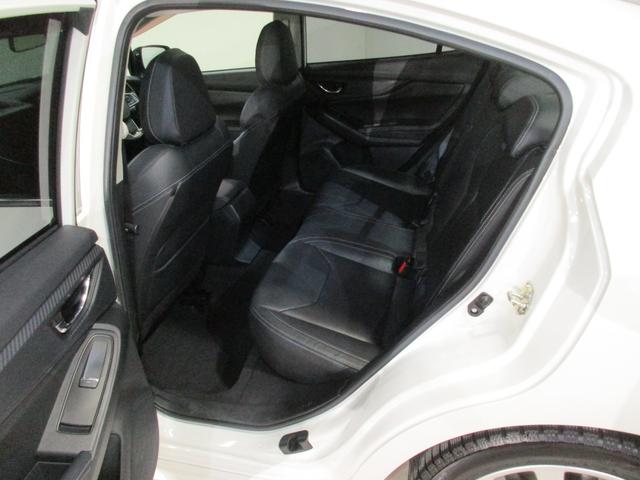 インプレッサＧ４ ２．０ｉ－Ｓ　ＥｙｅＳｉｇｈｔ　ナビ　純正エンジンスターター（11枚目）