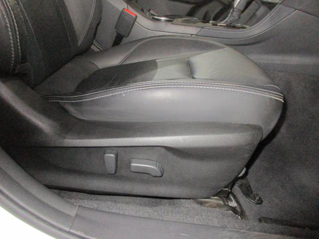 インプレッサＧ４ ２．０ｉ－Ｓ　ＥｙｅＳｉｇｈｔ　ナビ　純正エンジンスターター（18枚目）