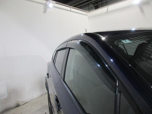 �J�̓������S�I�h�A�o�C�U�[�t���B�J�V���ł��h�A�o�C�U�[������Ώ��������J���Ă��Ă��A�J���������܂��Ɋ��C�����邱�Ƃ��\�ł��B