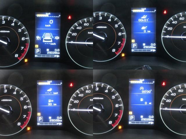 �����̃f�B�X�v���C�ɂ͂��܂��܂Ȏԗ�����\���B�V���v���ȃf�U�C���ŁA�^�]���ł��ЂƖڂŏ���ǂݎ��܂��B