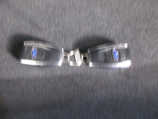 �L�[���X�L�[���g���΃{�^������Ńh�A���J���߂ł��܂��B