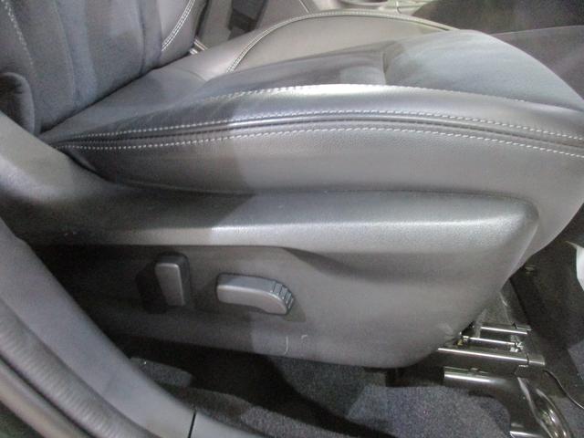 �V�[�g�|�W�V������d���ōׂ��������ł���^�]�ȂW�E�F�C�p���[�V�[�g�I���ʂƑO�[���̍����A�O��ʒu�A�w������p�x��d���Œ����B���i�K�ōׂ����������邽�߁A�̊i�ɍ��킹���K�؂ȃ|�W�V�����ɐݒ�ł��܂��B