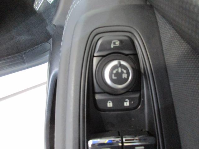 フォレスター Advance EyeSigh メモリーナビ/バックカメラ プッシュスタート/メモリーナビ/バックカメラ/パワーシート/シートヒーター(45枚目)