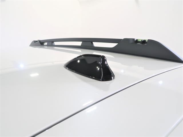 �����t�H�����ŁA�X�^�C�����b�V���ȃV���[�N�t�B���A���e�i�I�]���̃��b�h�^�A���e�i�ƈقȂ�A�Œ�^�C�v�Ȃ̂Ő�ԋ@�ɓ����ۂ�A���̒��ԏ�ȂǂŐ܂肽���񂾂���O���K�v�������֗��ł��B