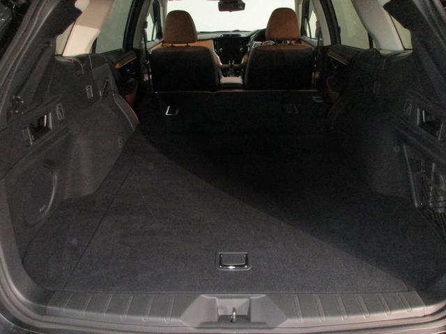 �����V�[�g�o�b�N�����E�|������Ԃł��I�傫�ȉו������C�ɂ������������E���W���[�ɍs���܂���