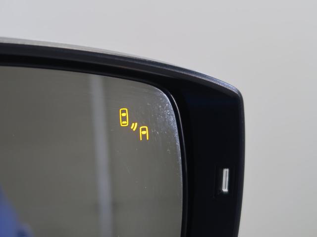 �ԑ̌㕔�ɓ������ꂽ�Z���T�[�ɂ���āA���Ԃ̌㑤������ڋ߂���ԗ������m�B�Փ˂̊댯������ƃV�X�e�������f�����ꍇ�A�h�A�~���[�����̂k�d�c�C���W�P�[�^�[��x�񉹂Ńh���C�o�[�ɒ��ӂ𑣂��܂��I�I