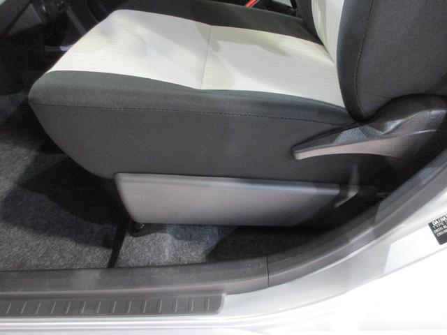 ����Ȃ��蓮�ŃV�[�g�X���C�h�A�V�[�g�o�b�N�p�x�̒������ł��܂��B