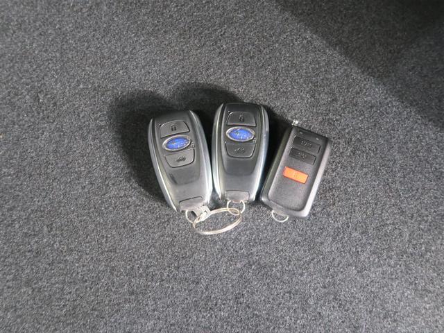 レヴォーグ ＳＴＩ　Ｓｐｏｒｔ　ＥＸ　ＥｙｅＳｉｇｈｔ　Ｘ搭載車　アイサイトＸ　フルエアロ　ＥＴＣ　純正エンジンスターター　フロントカメラ　サイドカメラ　バックカメラ　夏・冬タイヤホイールセット（69枚目）