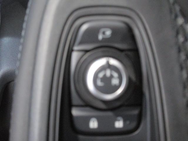 フォレスター アドバンス スタットレスタイヤ積み込み無し、スペアキー、キープレート、純正エンジンスターター、ETC(36枚目)