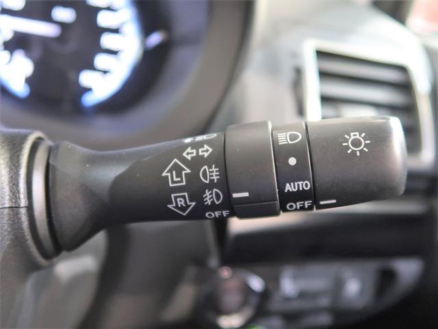 �I�[�g���C�g�����Ŏ��͂̏Ɠx�ɍ��킹�Ď����I�Ƀw�b�h�����v��_���E�����A�[����A���̂̋N����₷���g���l�����ł̂��ǍD�Ȏ��E�̊m�ۂɉ����A���҂���̎��F�������܂�܂����I�I