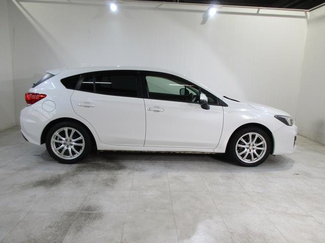 インプレッサスポーツ ２．０ｉ－Ｌ　ＥｙｅＳｉｇｈｔ（9枚目）