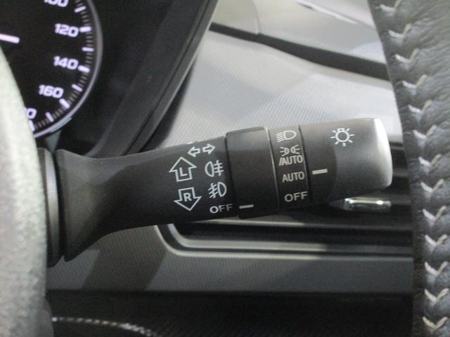 ���͂̏Ɠx�ɉ����Ď����I�Ƀ��C�g��_��������I�[�g���C�g�I���ԃg���l���ɓ������ۂɁA�킴�킴���C�g��t����K�v������܂���I