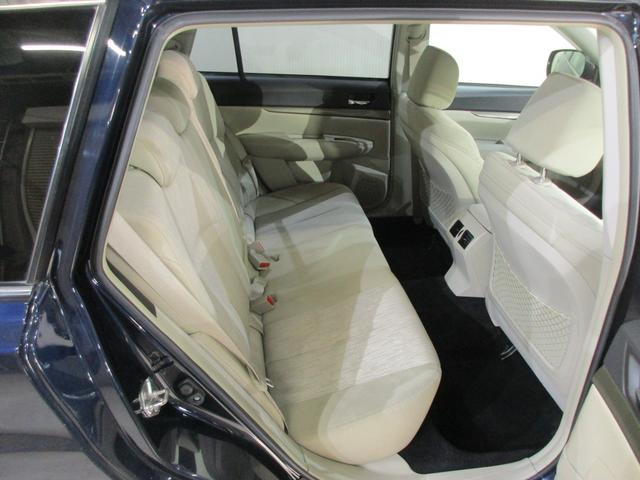 �ᓹ�͂������A�������s����G�ꂽ�H�ʁE�J�[�u�̑��������ȂǁA�ǂ̂悤�ȏ󋵂ł����S���ăh���C�r���O�ł��܂��B�܂��A���E�Ώ̃��C�A�E�g�ł��̂ŁA���i���萫���ƂĂ��D��Ă���܂��B