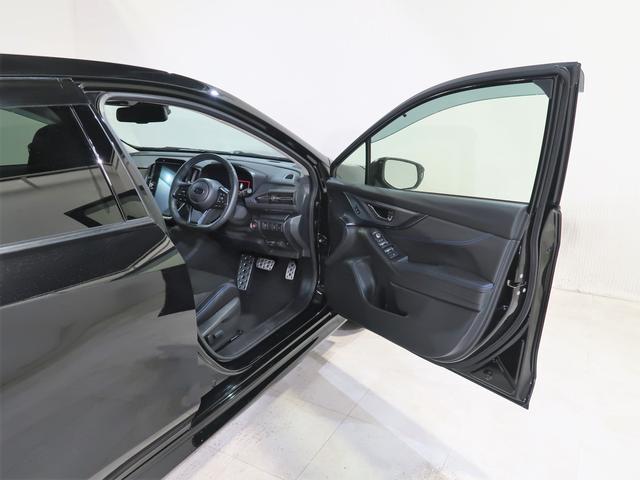 レヴォーグ ＧＴ－Ｈ　ＥＸ　ＥＴＣ、純正ドライブレコーダー、パワーリアゲート、スペアキープレート有、純正ＡＷ２０２３年夏タイヤ積込、２０２２年スタットレス装着（26枚目）