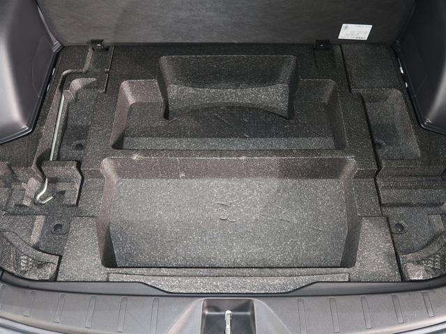 �t���A�{�[�h���̃T�u�g�����N�ł��I������Ƃ��������������[�ł���֗��ȃX�y�[�X�ł��I