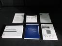 新車時取扱説明書と保証書あります！　更に認定中古車の保証を付けてのお渡しです。