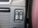 皮シートの弱点でもある冬の冷たさを解消してくれるシートヒーター付き！