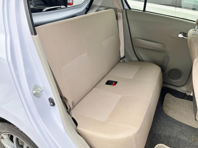 ミライース Ｇｆ　４ＷＤ　電動格納ミラー　パワーウインドウ　キーレス　エアコン　横滑り防止装置　アイドリングストップ　夏冬タイヤ付（13枚目）