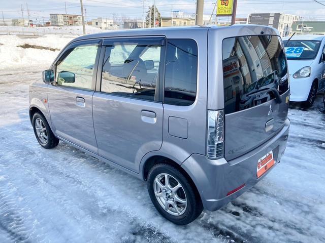 eKワゴン G 4WD ETC 電動格納ミラー シートヒーター パワーウインドウ エアコン 4AT キーレス ABS 本州仕入れ 夏冬タイヤ付(4枚目)