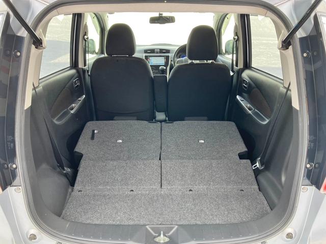 デイズ ハイウェイスター　Ｘ　４ＷＤ　純正ナビ　エンジンスターター　アラウンドビューモニター　シートヒーター　ＥＴＣ　ＨＩＤ　フルセグＴＶ　オートエアコン　電動格納ミラー　アイドリングストップ　スマートキー　夏冬タイヤ付（17枚目）