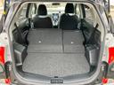 内装画像：シートを畳めばカーゴスペースも確保できます！！