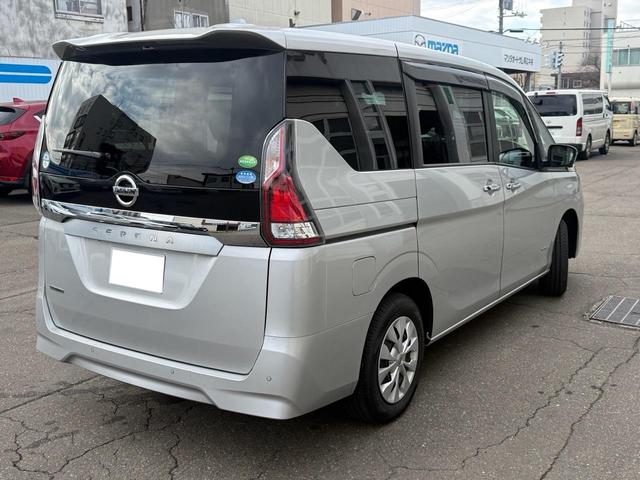 セレナ Ｂ　４ＷＤ　ナビ　アラウンドビューモニター（8枚目）