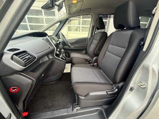 セレナ Ｂ　４ＷＤ　ナビ　アラウンドビューモニター（13枚目）