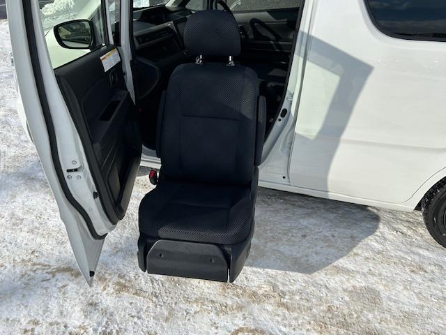 ワゴンR 昇降シート FX ナビ 4WD リアカメラ 助手席回転シート 運転席シートヒーター(19枚目)