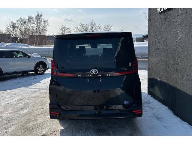 ノア Ｓ－Ｚ　トヨタセーフティーセンス　両側パワースライドドア　ディスプレイオーディオ　ＬＥＤライト　バックモニター　シートヒーター（3枚目）