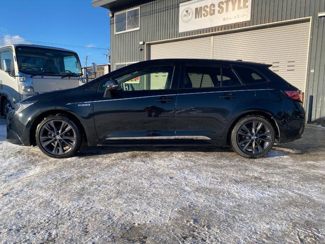 カローラツーリング ハイブリッド　ダブルバイビー　４ＷＤ　純正エンジンスターター　純正９インチコネクティッドナビ　ＡｐｐｌｅＣａｒＰｌａｙ／ＡｎｄｒｏｉｄＡｕｔｏ　ＤＶＤ再生　ＵＳＢポート　ＥＴＣ　Ｂカメラ　ＡＣ１００Ｖ／１５００Ｗ　電動パーキング（9枚目）