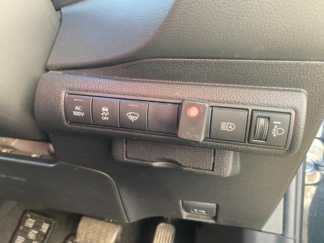 カローラツーリング ハイブリッド　ダブルバイビー　４ＷＤ　純正エンジンスターター　純正９インチコネクティッドナビ　ＡｐｐｌｅＣａｒＰｌａｙ／ＡｎｄｒｏｉｄＡｕｔｏ　ＤＶＤ再生　ＵＳＢポート　ＥＴＣ　Ｂカメラ　ＡＣ１００Ｖ／１５００Ｗ　電動パーキング（23枚目）