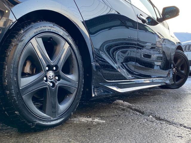 プリウス Ａツーリングセレクション　４ＷＤ　モデリスタエアロ　純正９インチナビ　フルセグ　Ｂカメラ　クルーズコントロール　Ｆシートヒーター　ＨＵＤ　ＢＳＭ　オートハイビーム　ビルトインＥＴＣ　車高調（30枚目）