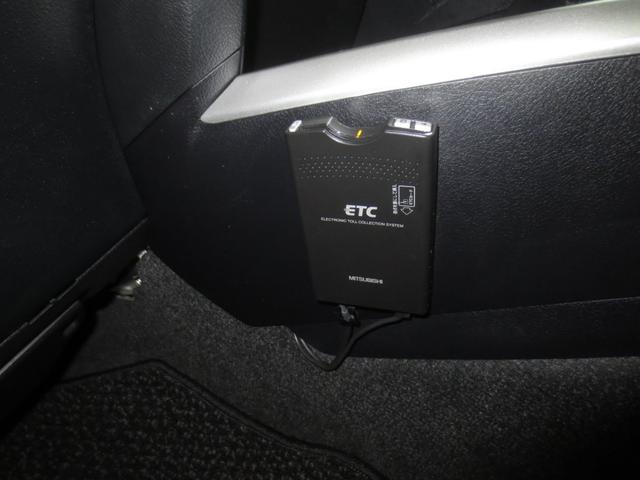 カローラフィールダー １．５Ｇ　４ＷＤ　寒冷地仕様　キーレス　ナビＴＶ　ＥＴＣ　エンジンスターター　走行５３６０７キロ　夏冬タイヤ付（28枚目）