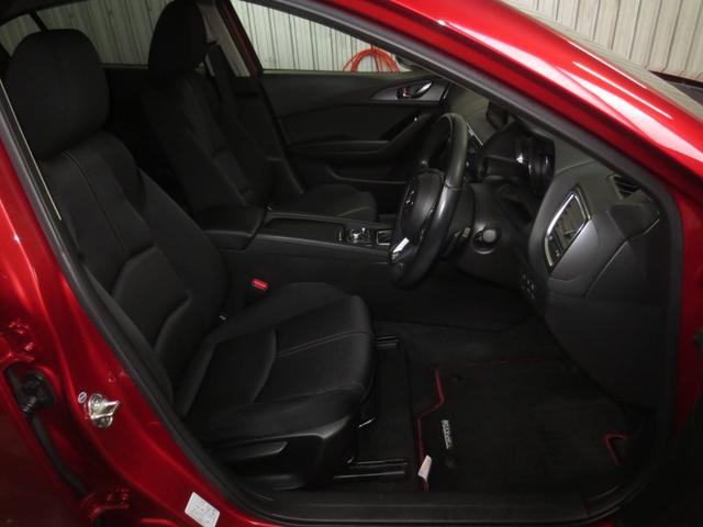 アクセラスポーツ ２２ＸＤ　プロアクティブ　４ＷＤ　衝突軽減ブレーキ　ナビＴＶ　全方位カメラ　ＥＴＣ　ドライブレコーダー　夏冬タイヤ付（9枚目）