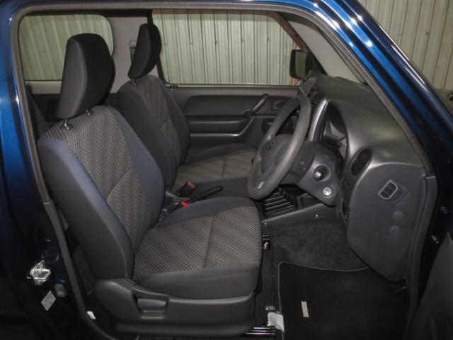 ジムニー ＸＧ　４ＷＤ　５ＭＴ車　キーレス　ＵＳＢオーディオ　走行４３７６６キロ　夏冬タイヤ付（8枚目）