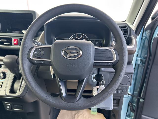 ムーヴ Ｌ　４ＷＤ　バックカメラ　クリアランスソナー　衝突被害軽減システム　オートライト　キーレスエントリー　アイドリングストップ　電動格納ミラー　ＣＶＴ　ＥＳＣ　エアコン　パワーステアリング　パワーウィンドウ（6枚目）