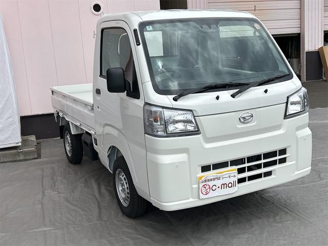 ハイゼットトラック スタンダード　農用スペシャル　４ＷＤ　軽トラック　ＣＶＴ　衝突被害軽減システム　クリアランスソナー　アイドリングストップ　オートライト　ＥＳＣ　エアコン　パワーステアリング　運転席エアバッグ（6枚目）