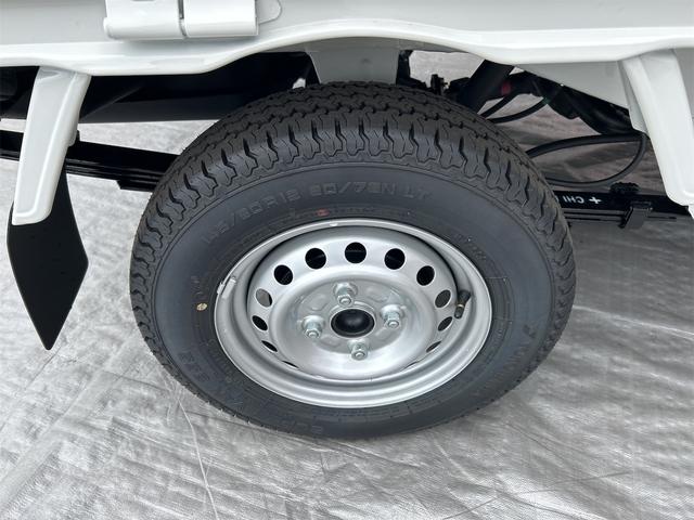 ハイゼットトラック スタンダード　農用スペシャル　４ＷＤ　軽トラック　ＣＶＴ　衝突被害軽減システム　クリアランスソナー　アイドリングストップ　オートライト　ＥＳＣ　エアコン　パワーステアリング　運転席エアバッグ（15枚目）