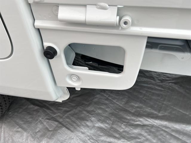 ハイゼットトラック スタンダード　農用スペシャル　４ＷＤ　軽トラック　ＣＶＴ　衝突被害軽減システム　クリアランスソナー　アイドリングストップ　オートライト　ＥＳＣ　エアコン　パワーステアリング　運転席エアバッグ（22枚目）