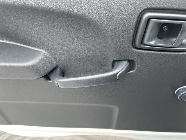 ハイゼットトラック スタンダード　農用スペシャル　４ＷＤ　軽トラック　ＣＶＴ　衝突被害軽減システム　クリアランスソナー　アイドリングストップ　オートライト　ＥＳＣ　エアコン　パワーステアリング　運転席エアバッグ（29枚目）