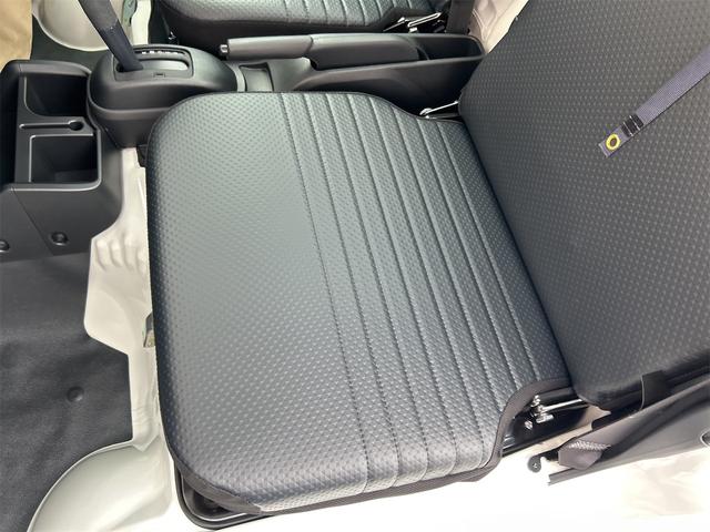 ハイゼットトラック スタンダード　農用スペシャル　４ＷＤ　軽トラック　ＣＶＴ　衝突被害軽減システム　クリアランスソナー　アイドリングストップ　オートライト　ＥＳＣ　エアコン　パワーステアリング　運転席エアバッグ（33枚目）