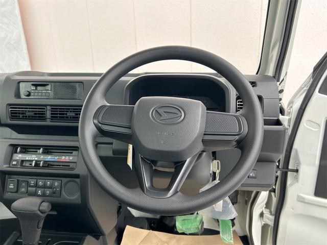 ハイゼットトラック スタンダード　農用スペシャル　４ＷＤ　軽トラック　ＣＶＴ　衝突被害軽減システム　クリアランスソナー　アイドリングストップ　オートライト　ＥＳＣ　エアコン　パワーステアリング　運転席エアバッグ（44枚目）