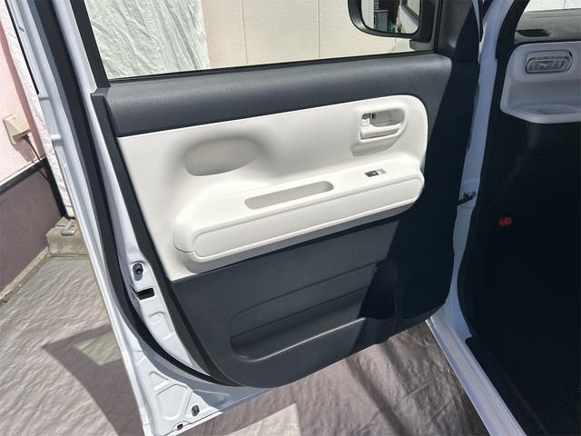 ムーヴキャンバス ストライプスＸ　バックカメラ　両側電動スライドドア　クリアランスソナー　衝突被害軽減システム　オートライト　スマートキー　アイドリングストップ　電動格納ミラー　ベンチシート　ＣＶＴ　ＡＢＳ　ＥＳＣ　エアコン（34枚目）