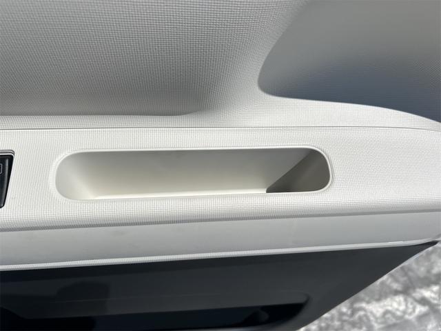 ムーヴキャンバス ストライプスＸ　バックカメラ　両側電動スライドドア　クリアランスソナー　衝突被害軽減システム　オートライト　スマートキー　アイドリングストップ　電動格納ミラー　ベンチシート　ＣＶＴ　ＡＢＳ　ＥＳＣ　エアコン（48枚目）