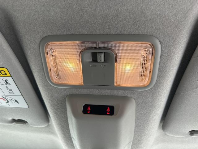 ムーヴキャンバス ストライプスＸ　バックカメラ　両側電動スライドドア　クリアランスソナー　衝突被害軽減システム　オートライト　スマートキー　アイドリングストップ　電動格納ミラー　ＣＶＴ　ＥＳＣ　エアコン　パワーステアリング（14枚目）