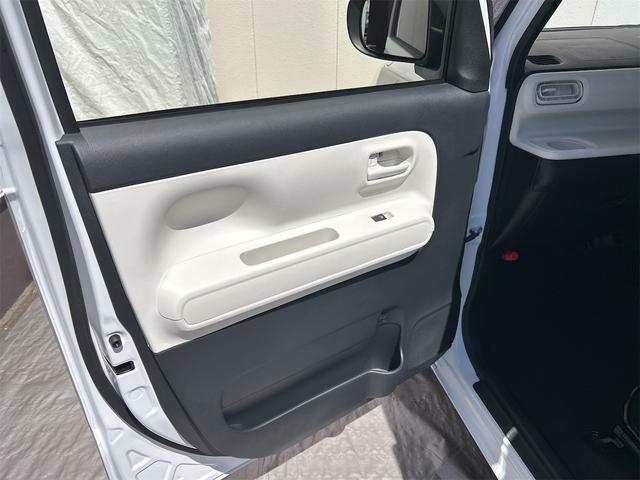 ムーヴキャンバス ストライプスＸ　バックカメラ　両側電動スライドドア　クリアランスソナー　衝突被害軽減システム　オートライト　スマートキー　アイドリングストップ　電動格納ミラー　ＣＶＴ　ＥＳＣ　エアコン　パワーステアリング（32枚目）